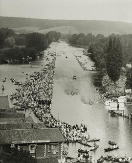 Henley 1928 - Final of the Grand from Henley church tower