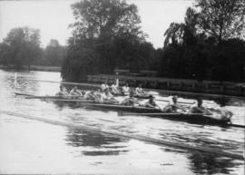1932 Thames Cup VIII and Stewards&#039; IV training